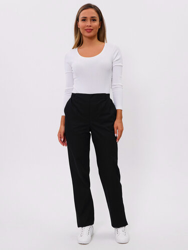 Изображение товара Брюки медицинские Uniformed 310.4.2, женские, черные, прилегающий силуэт.