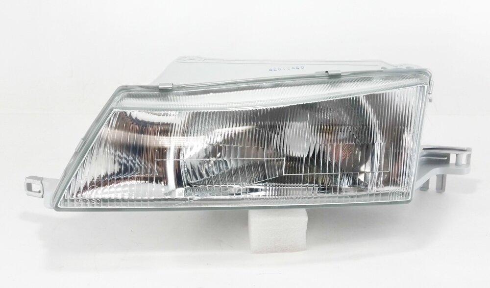 Фара левая для Дэу Нексия 100 1995-2008 год выпуска (Daewoo Nexia N100) DEPO 222-1103L-LD-EM