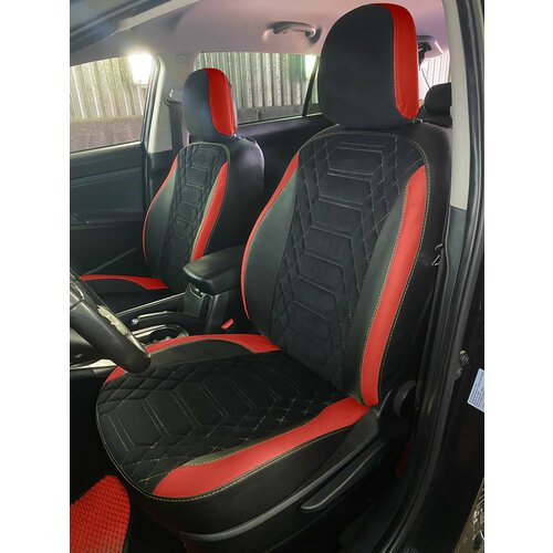 Авточехлы Анаконда Volkswagen Tiguan Фольксваген Тигуан 1 2007 - 2016 Со столиками в передних спинках экокожа Виста Алькантара черный красный 17000₽