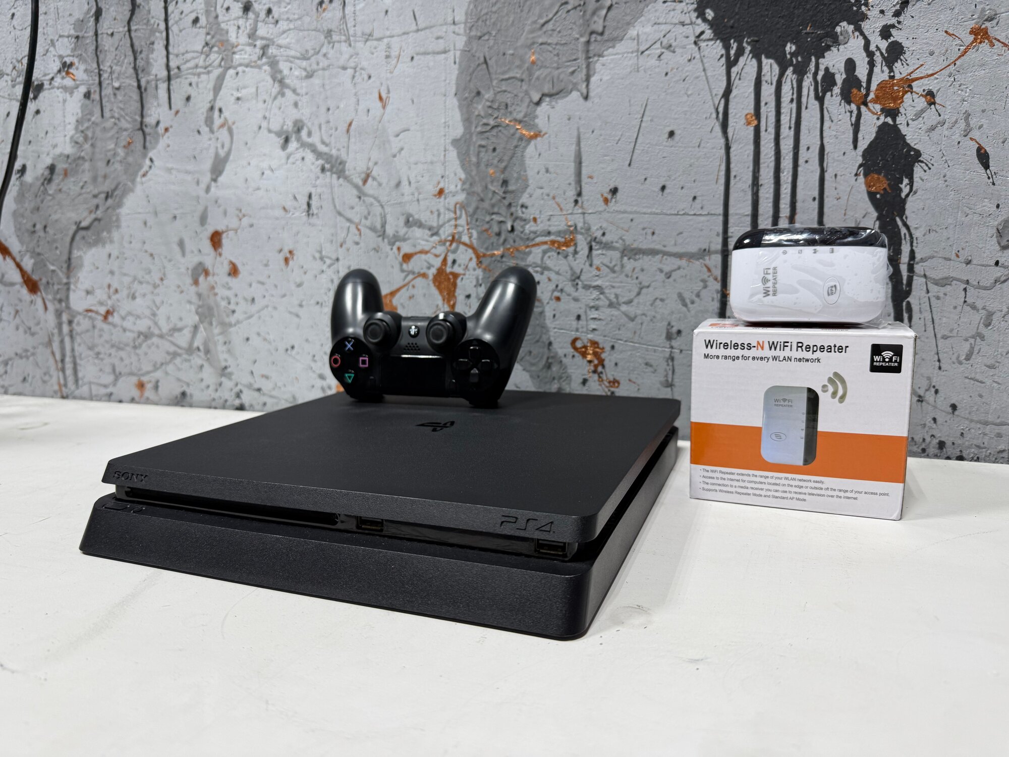 Прошитая Sony ps4 slim 1TB 11.0 GoldHen с АвтоАктиватором в комплекте — фото 1