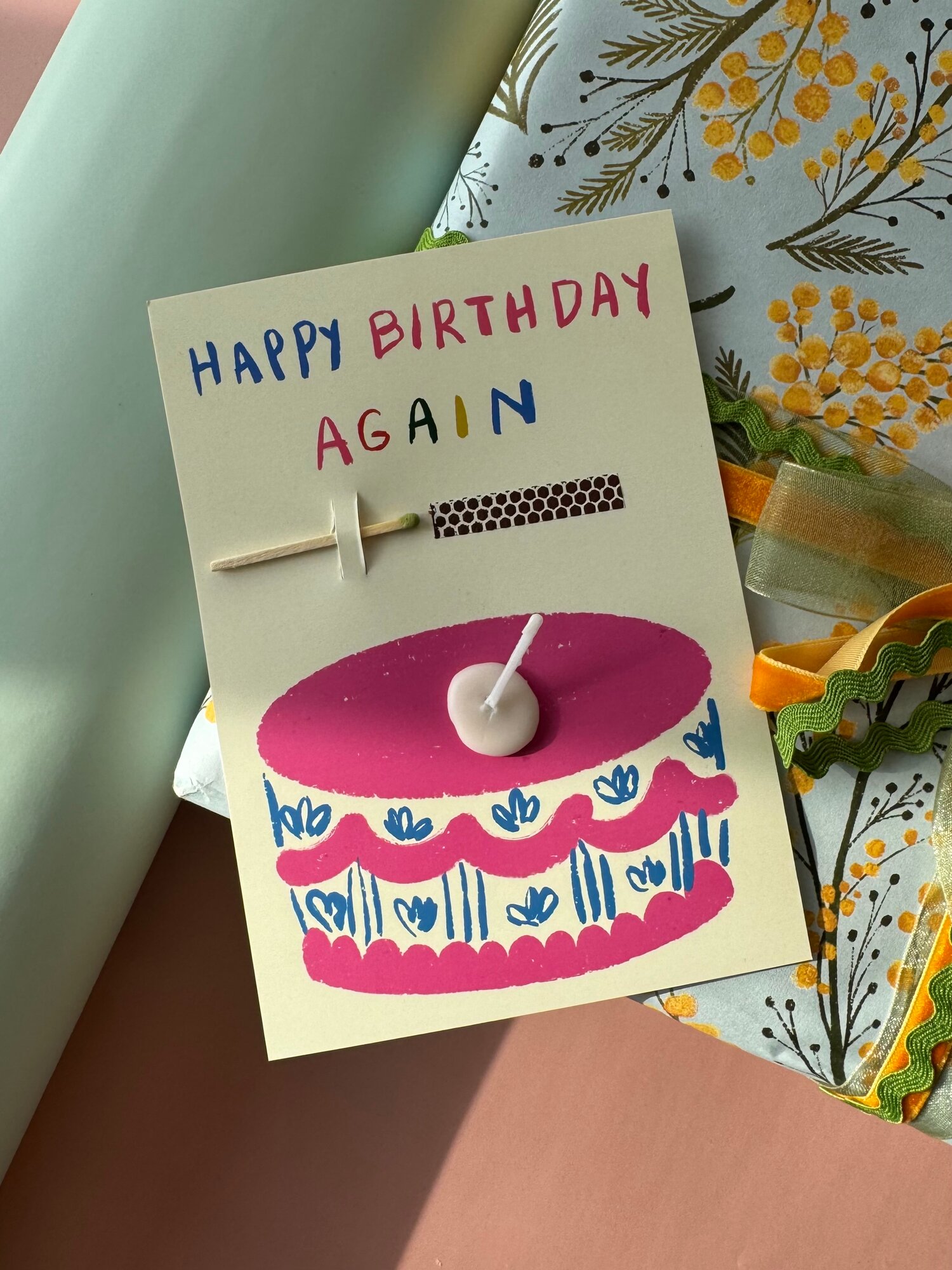 Открытка свечка "Happy birthday again"от Вьюнчик, с крафтовым конвертом, 14,8х10,5 см (А6), на день рождения — фото 1
