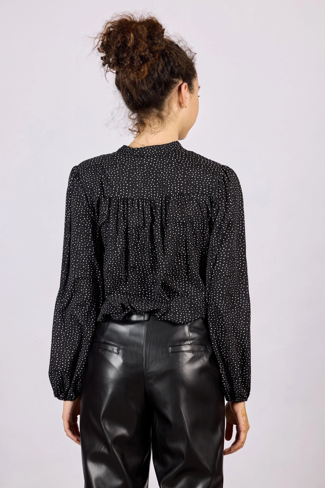 Блуза Selfie, размер M, черный — фото 1