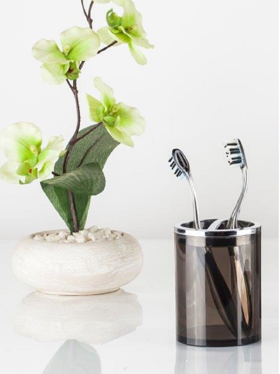 Стакан Primanova для зубных щеток и паст пластик бесцветный/серый 8х8 см