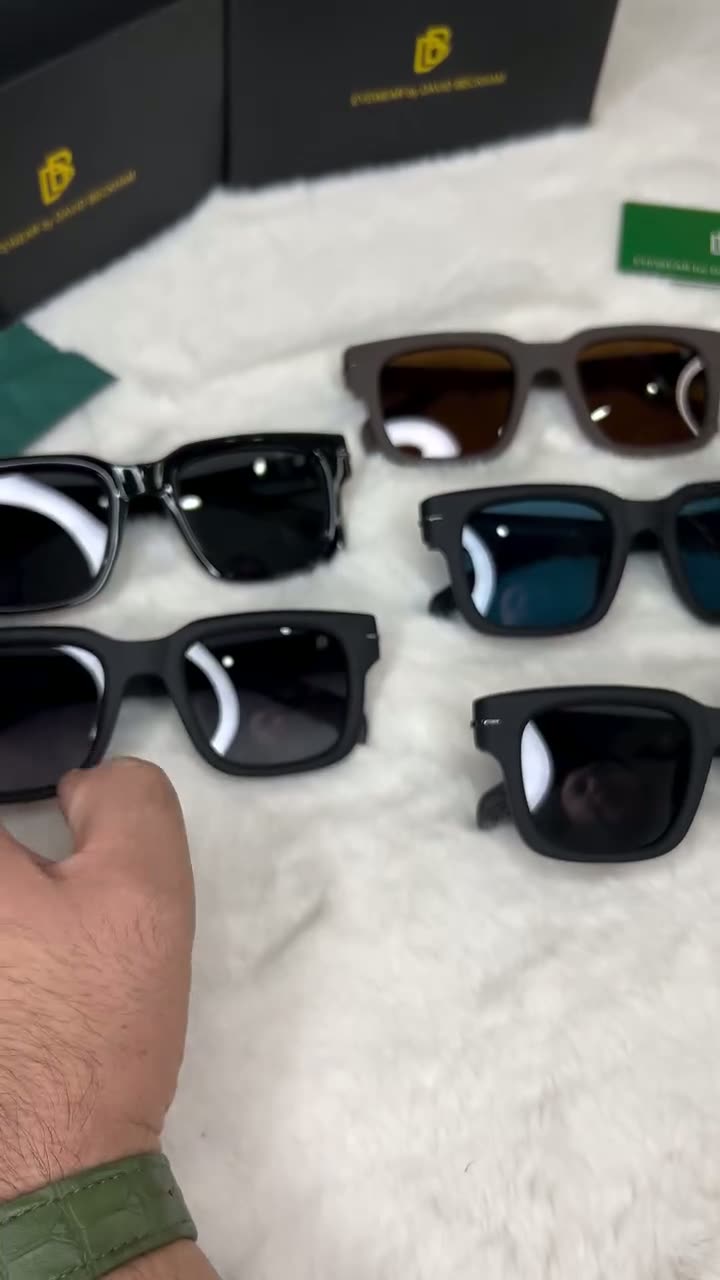 Солнцезащитные очки David Beckham, черный — фото 1