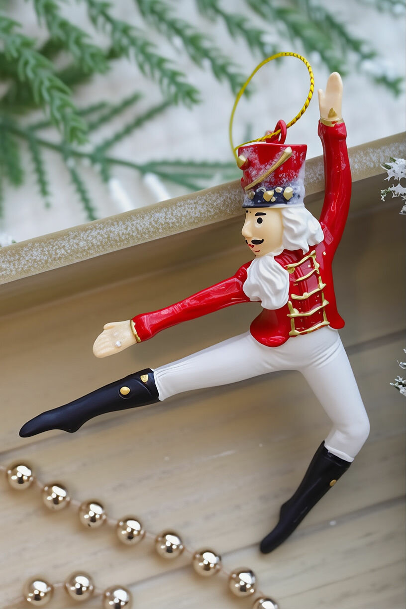 Ёлочная игрушка танец щелкунчика, полистоун, 12 см, Винтер Деко (Winter Deco) 1001061