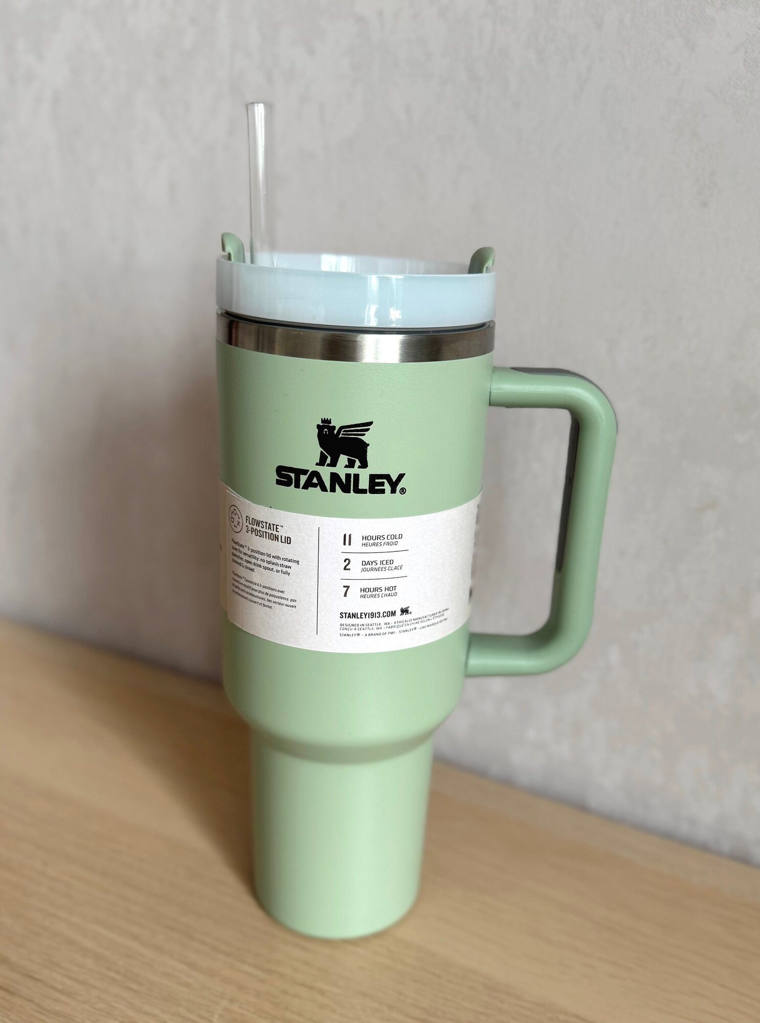 Термокружка Stanley Quencher из нержавеющей стали с трубочкой зеленая 1.18 л — фото 1