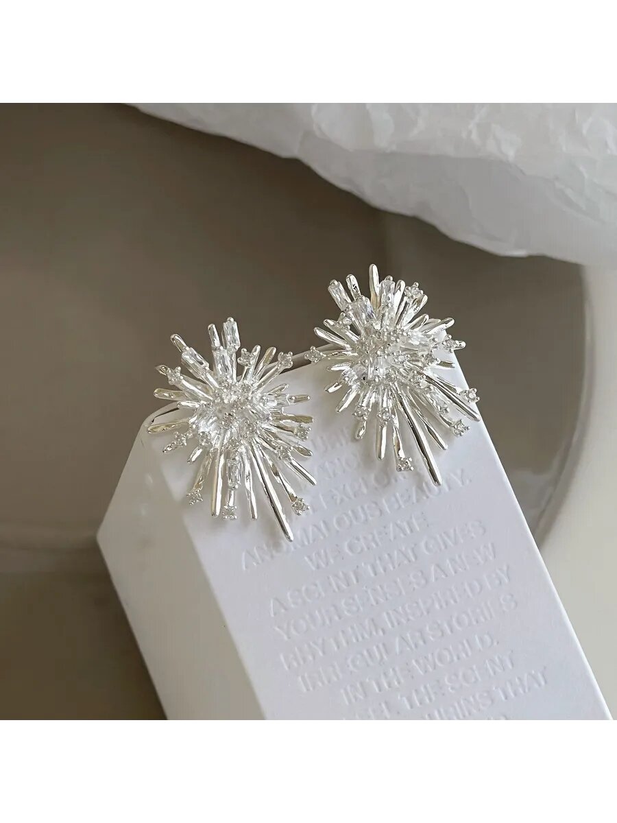 Серьги пусеты be self true, серебристый/белый