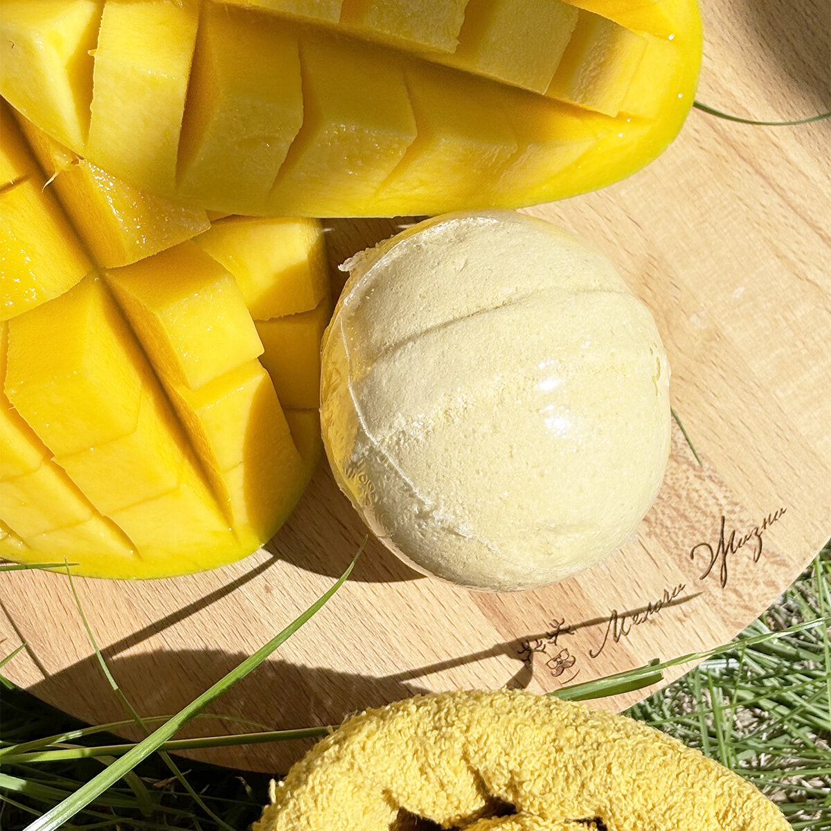 Бомбочка для ванн CRAZYme "Манго", 155 гр, для расслабления, ручная работа, без парабенов