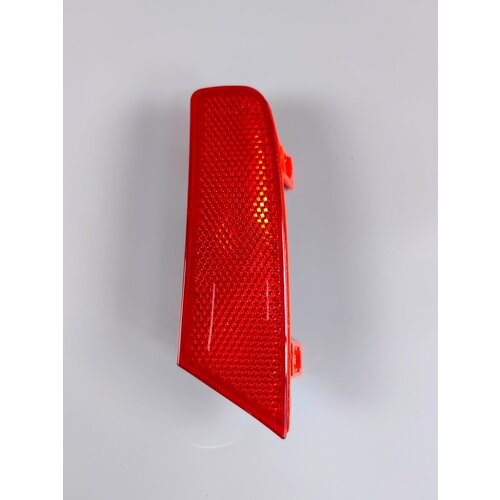 Zeekr Катафот заднего бампера правый Zeekr 001 5200₽