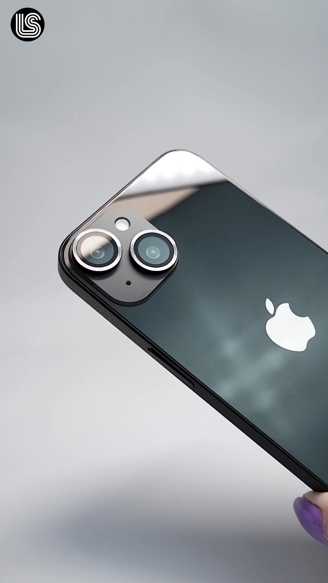 Стекла (линзы) для камеры iPhone 13, 13 mini / Набор стекол 2шт. на камеру Айфон 13, 13 мини, Черные — фото 1