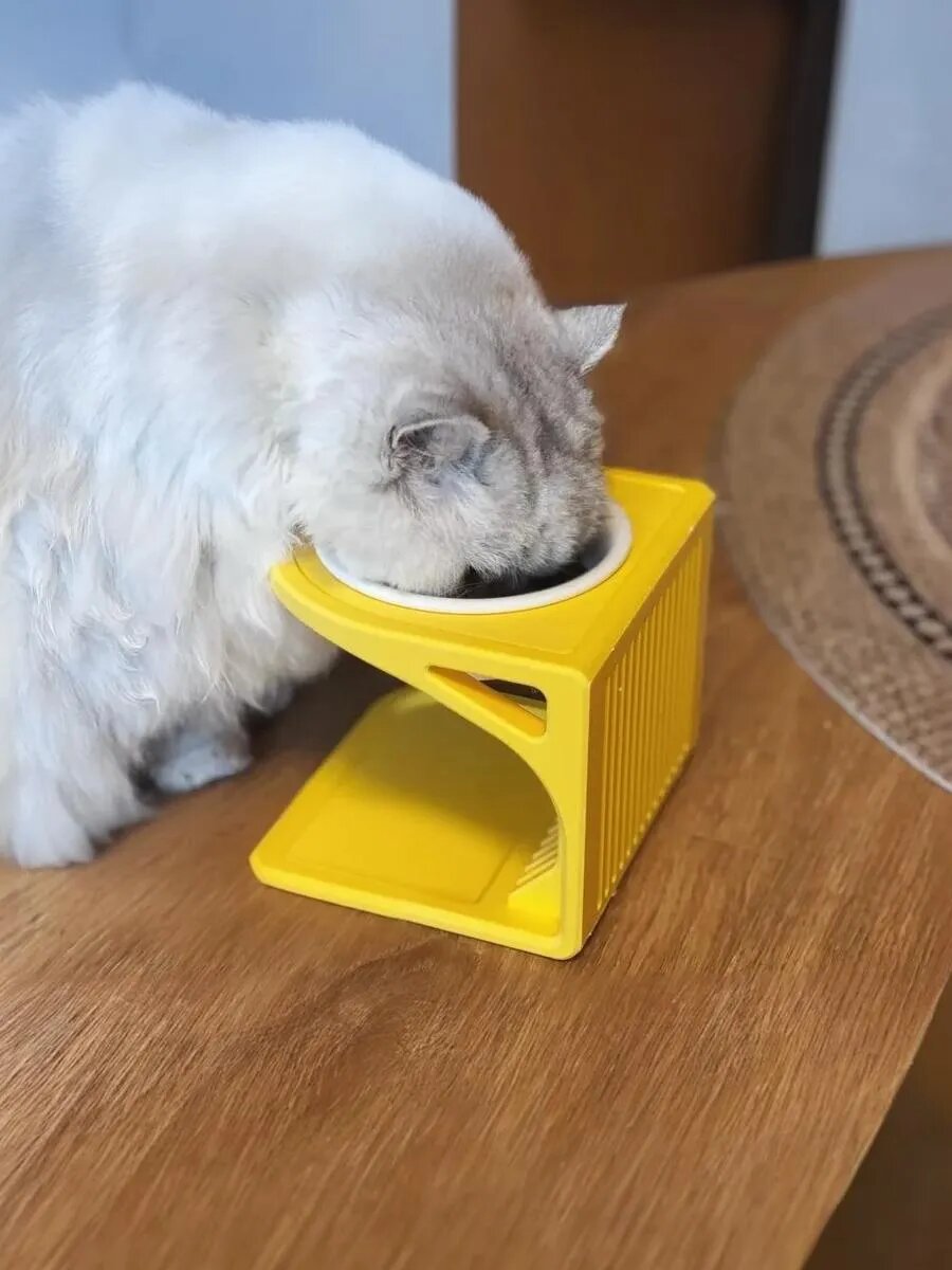 Подставка для мисок с кормом