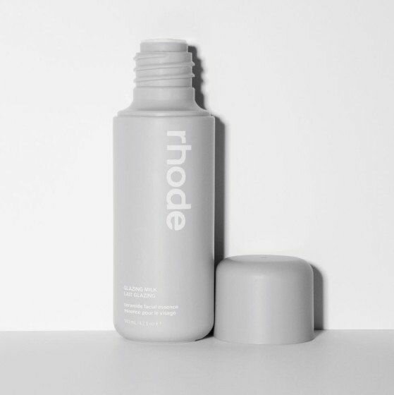 Rhode Увлажняющая эссенция для лица Rhode Glazing Milk, 124ml — фото 1