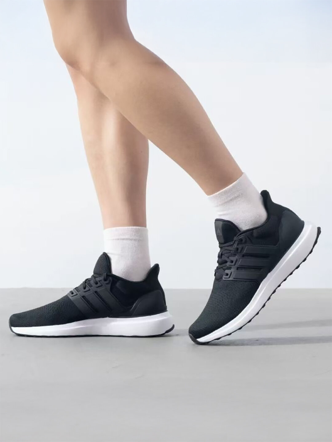 Кроссовки adidas CLOUD HI 1, полнота F, размер 41 1/3 FR, black/white/multicolor — фото 1