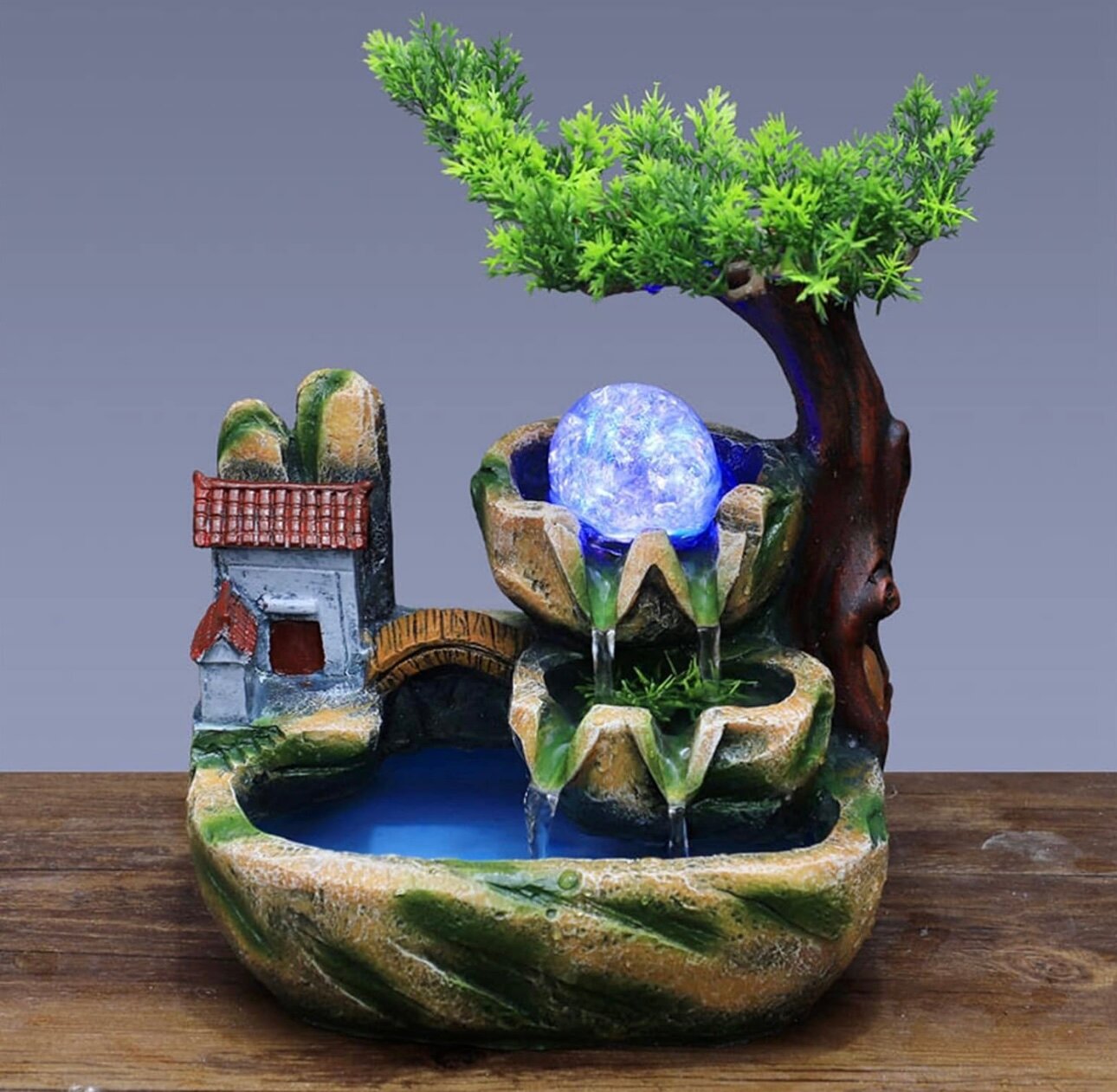 Настольный фонтан, скалистый ландшафт с деревом, шар с подсветкой, по которому стекает вода