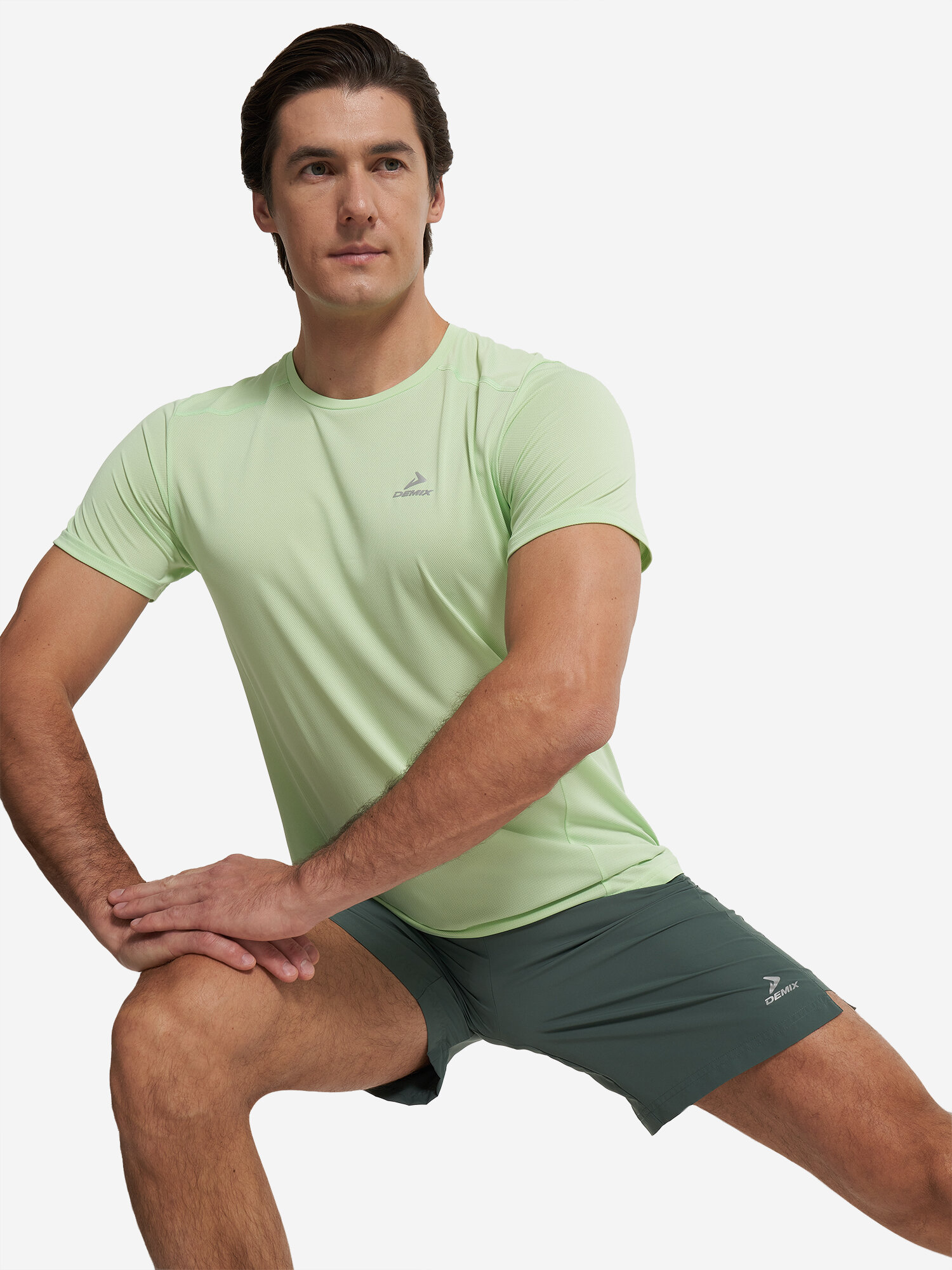 Футболка спортивная Demix M D Running Urban SS T-Shirt размер 50 зеленый
