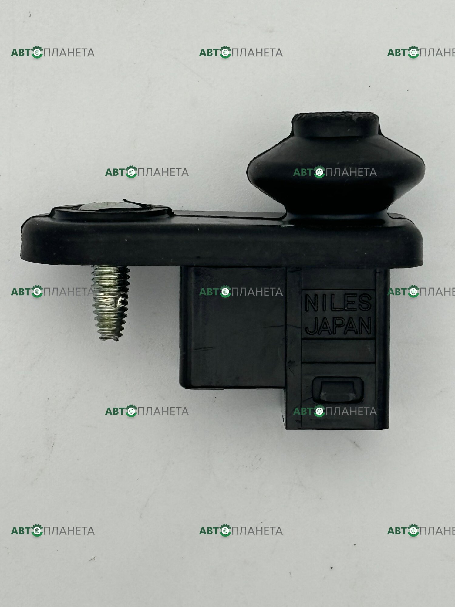 Выключатель концевой двери передней Mitsubishi 8608A145