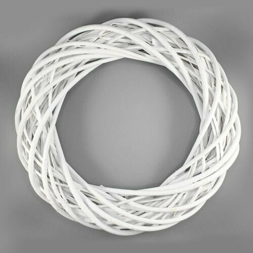 Венок из лозы белый 35см