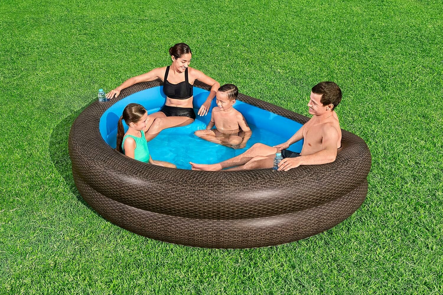 Бассейны Детские Семейный надувной бассейн TruPrint Wicker 231 x 178 x 53 см, 575л, Bestway