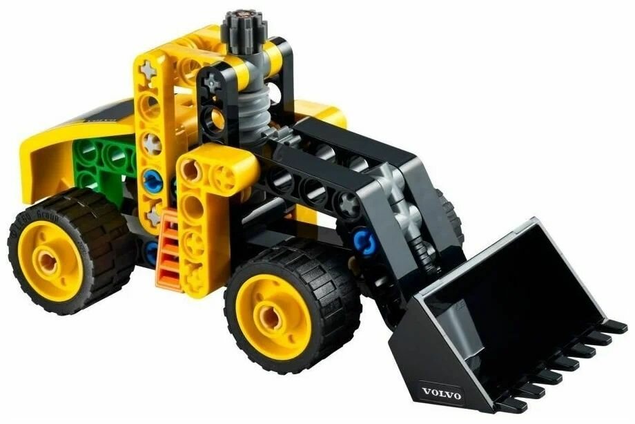 Конструктор LEGO Technic 30433 Polybag Колесный погрузчик Volvo, 69 деталей — фото 1