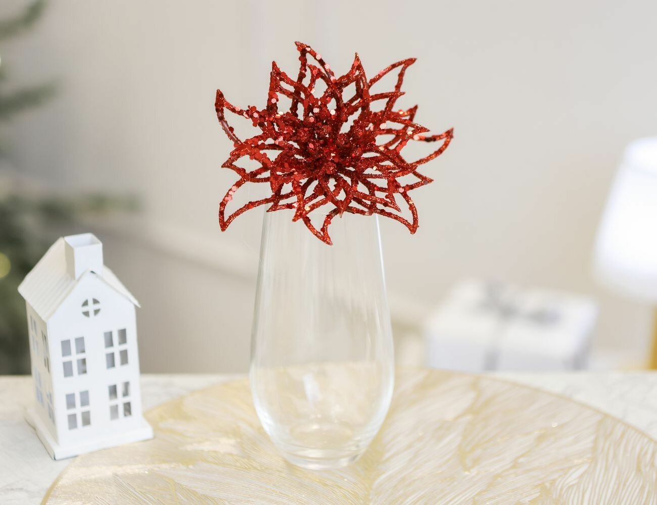 Пуансеттия лучистая на клипсе красная 15х9 см Kaemingk 629138