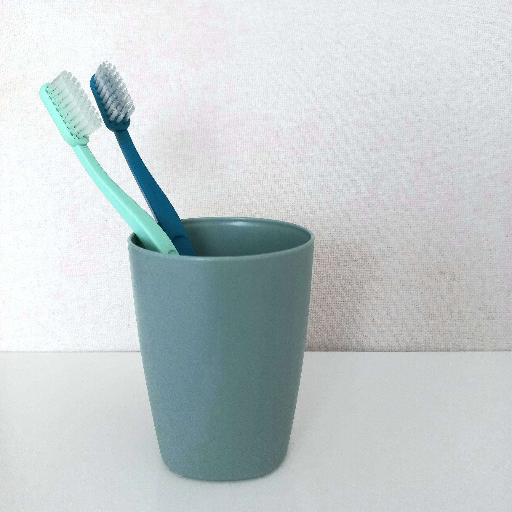 фото Стакан для зубных щеток пластик цвет зеленый 10 см