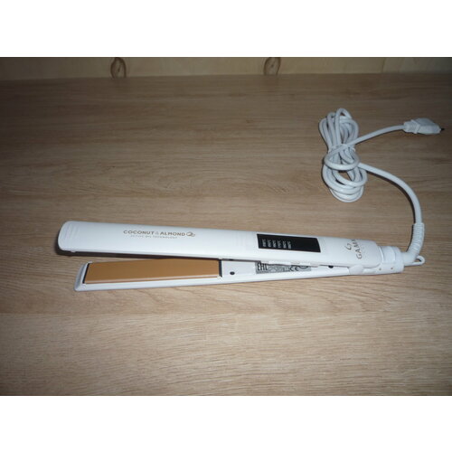 Выпрямитель волос GAMA Elegance LED GI0240 3499₽
