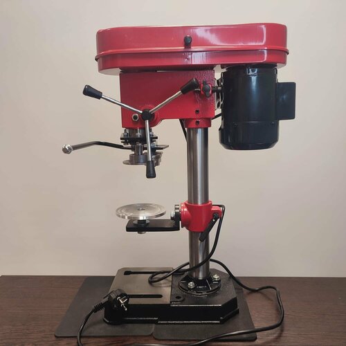 Закаточная машинка для жестяных банок УКБ-73 нержавеющая сталь электрический двигатель быстросъемный механизм насадок 49999₽