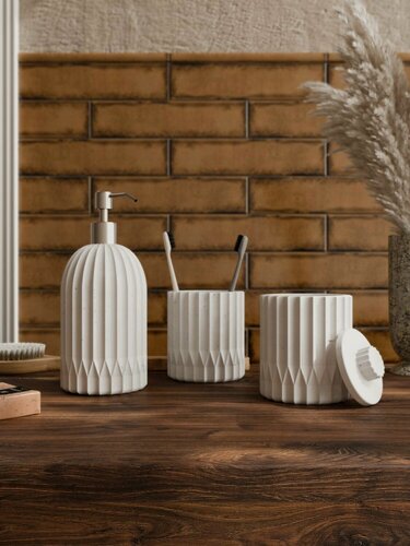 Изображение товара Набор аксессуаров для ванной комнаты "San Marino", белый глянцевый: дозатор 500 мл, стакан, контейнер с крышкой