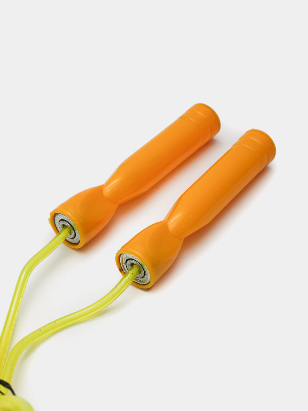 Скакалка General Fitness, для спорта, шнур на подшипниках, нескользящие ручки — фото 1