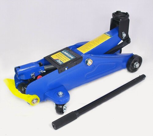 Изображение товара Lariomi домкрат гидравлический подкатной в кейсе 2т LFJ2C001