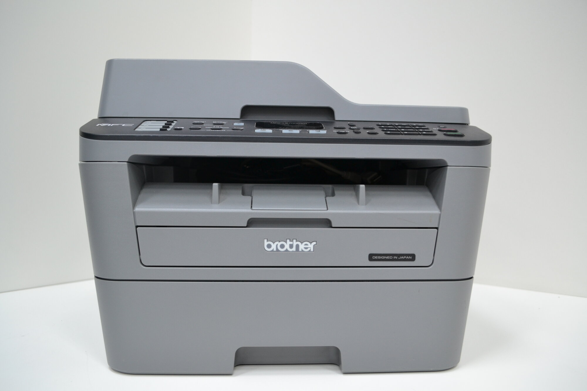 Б/У МФУ лазерный Brother MFC-L2700DWR A4 Duplex Net WiFi серый