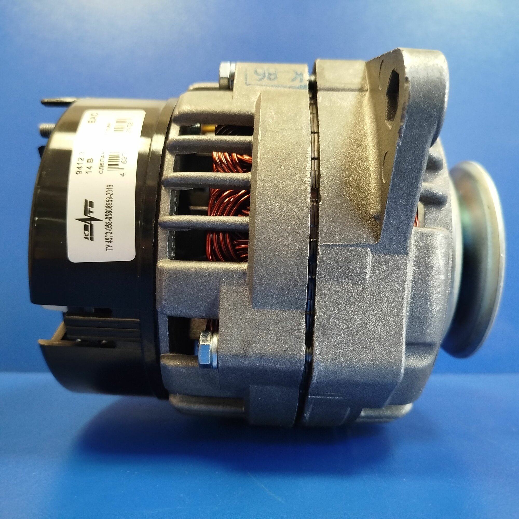 Генератор "КЗАТЭ" для автомобилей ВАЗ 21214, 21073инж. (140А) — фото 1