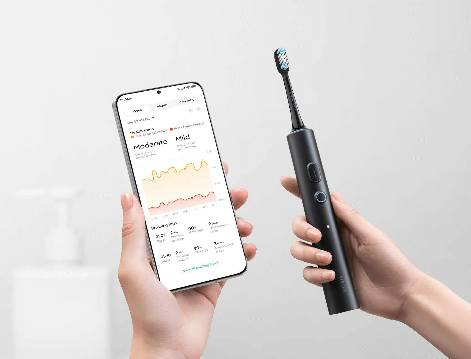 Насадка щётки крупным планом с инструкцией по установке