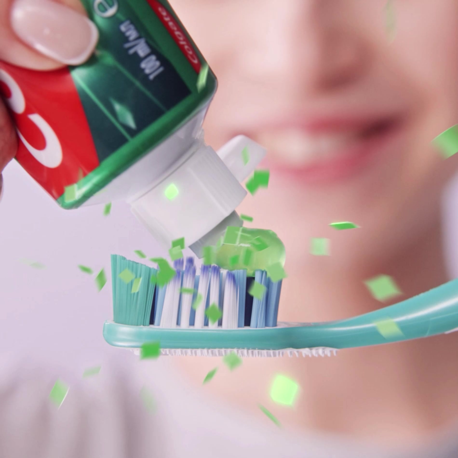Зубная паста Colgate Макс Фреш Нежная мята с освежающими кристаллами, защита от кариеса, 100 мл (2 шт) — фото 1
