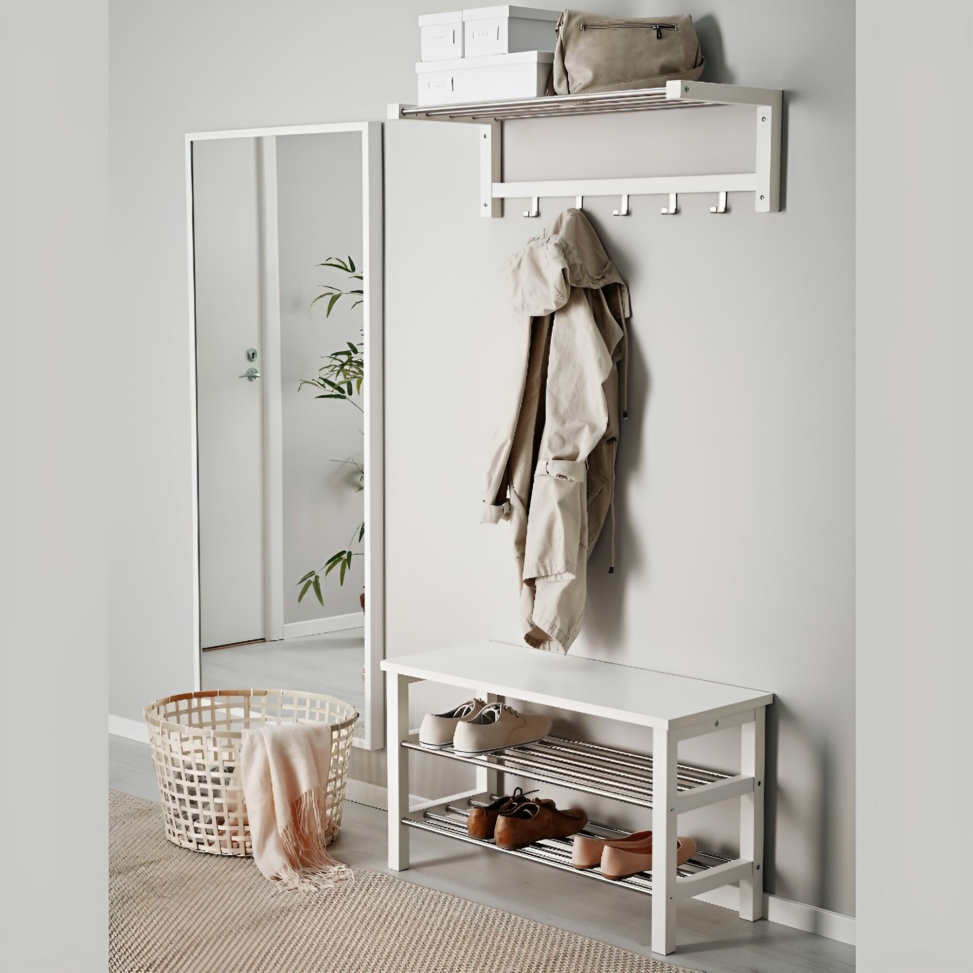 IKEA Вешалка настенная чусиг 82*30*33, белая, мича (TJUSIG IKEA) — фото 1