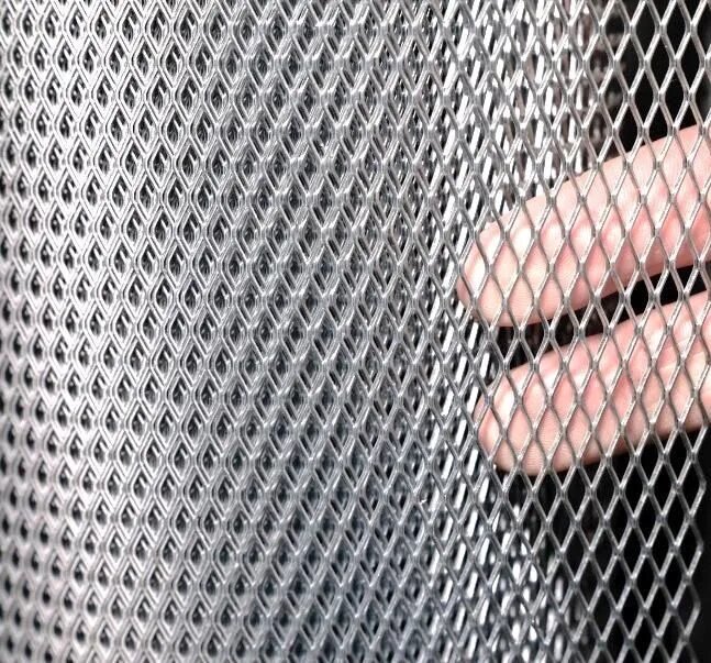 Сетка ЦПВС яч. 15х9 толщина 0,5мм 5х1м оцинкованная, от грызунов — фото 1