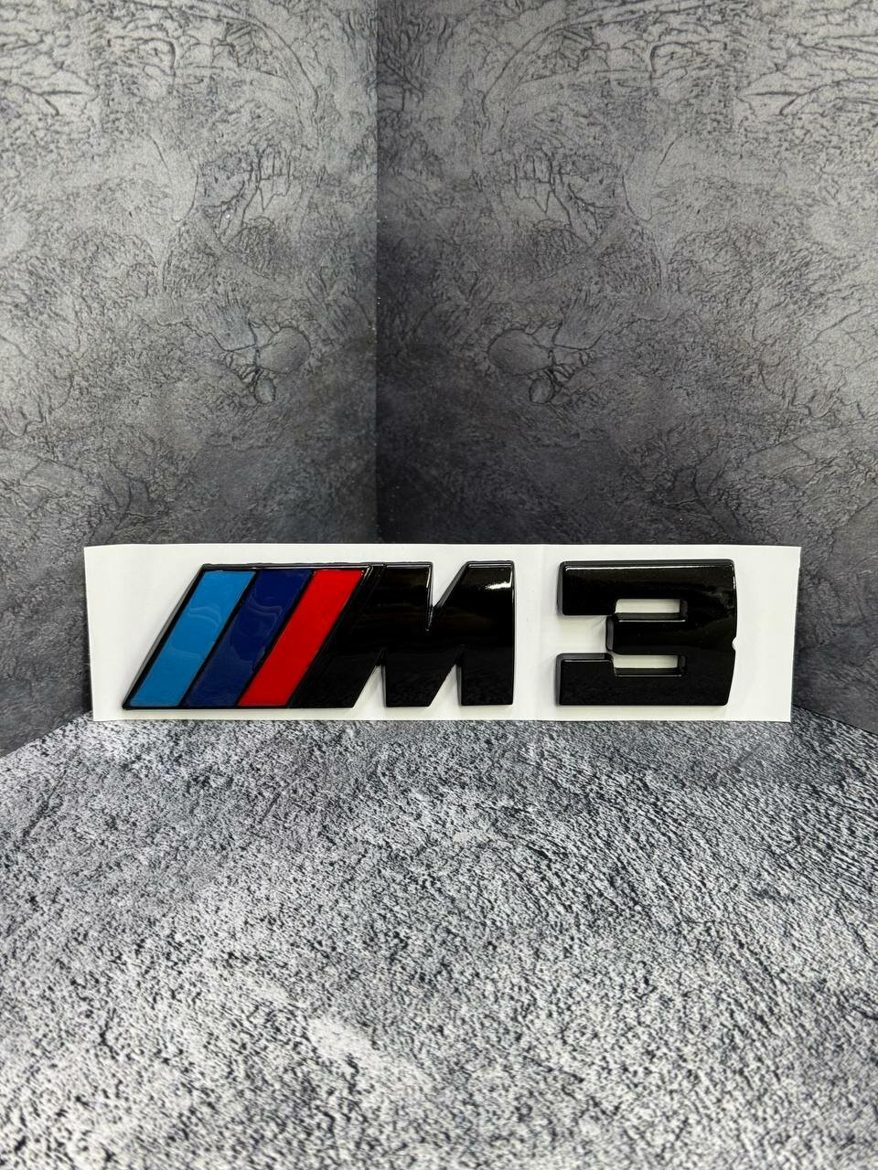 Эмблема шильдик на багажник BMW БМВ M 3 цвет черный глянец