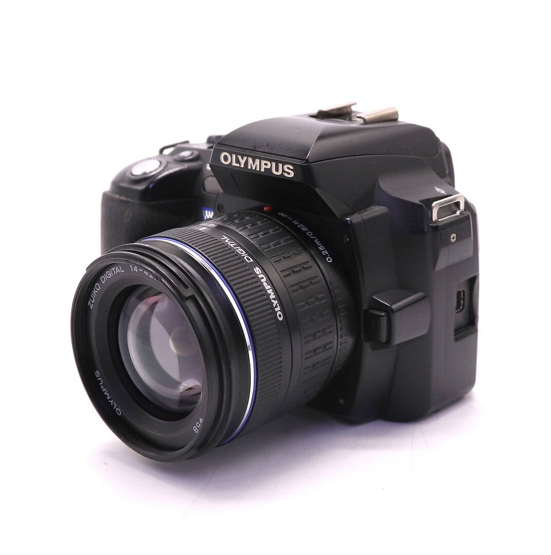 Olympus E-500 kit 14-42mm f/3.5-5.6 (пробег 27045 кадров)