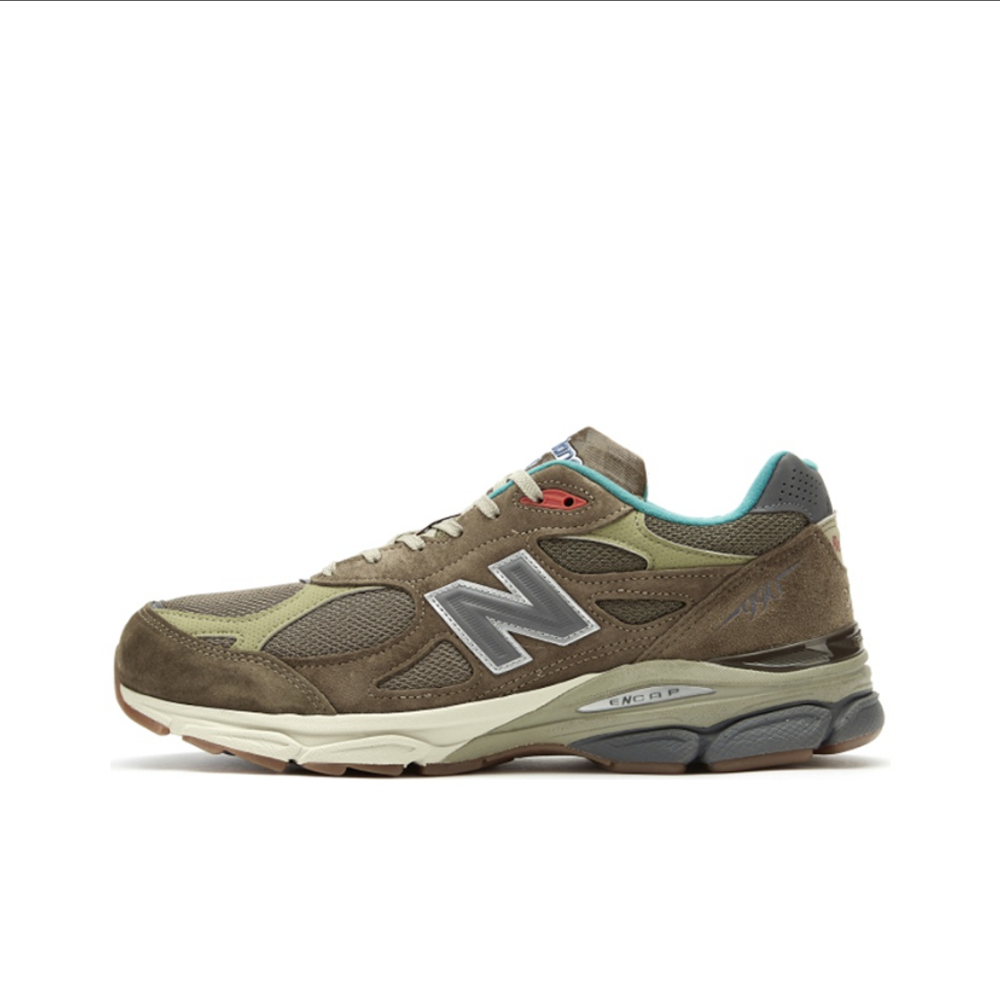 Кроссовки New Balance 990v3, полнота B (US)/ на среднюю стопу, размер EU38.5, коричневый/голубой