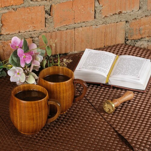 Кружка - чашка, набор - 2 шт, из натурального дерева с ручкой объем 250 мл для горячих и холодных напитков