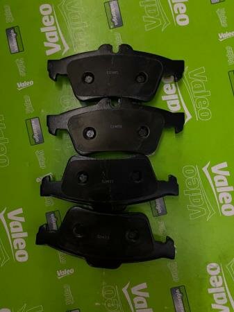 Колодки дисковые KASHIYAMA D3132H Mazda Premacy 05 Mazda 5 Ford Focus 03 C-Max 03 Kuga 12 Transit 02 Volvo S40 04- Opel Vectra 04 Megane II 04- Primera 02