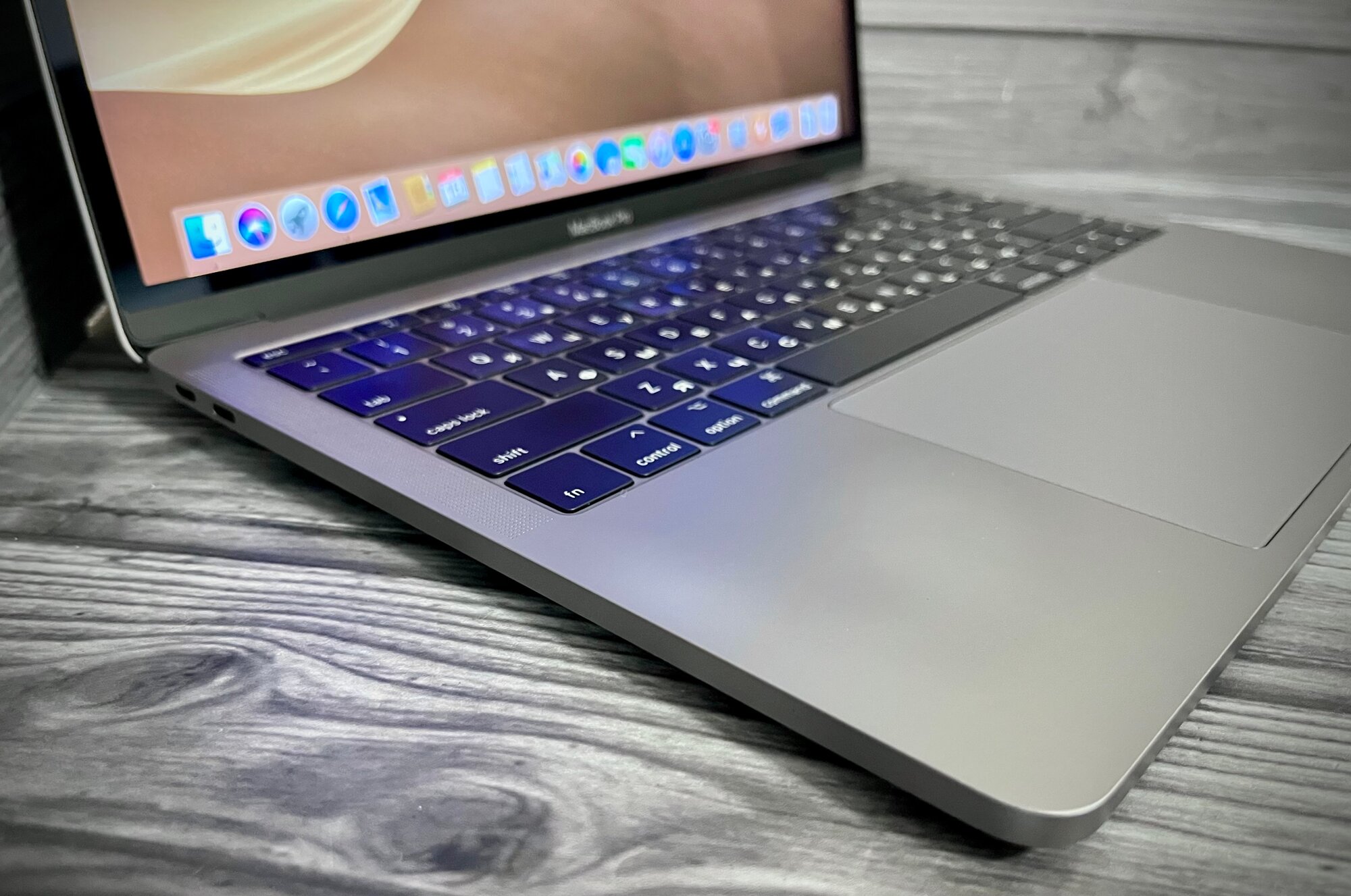 MacBook Pro 13 2017 (2018) i7 16gb 512gb — купить в интернет