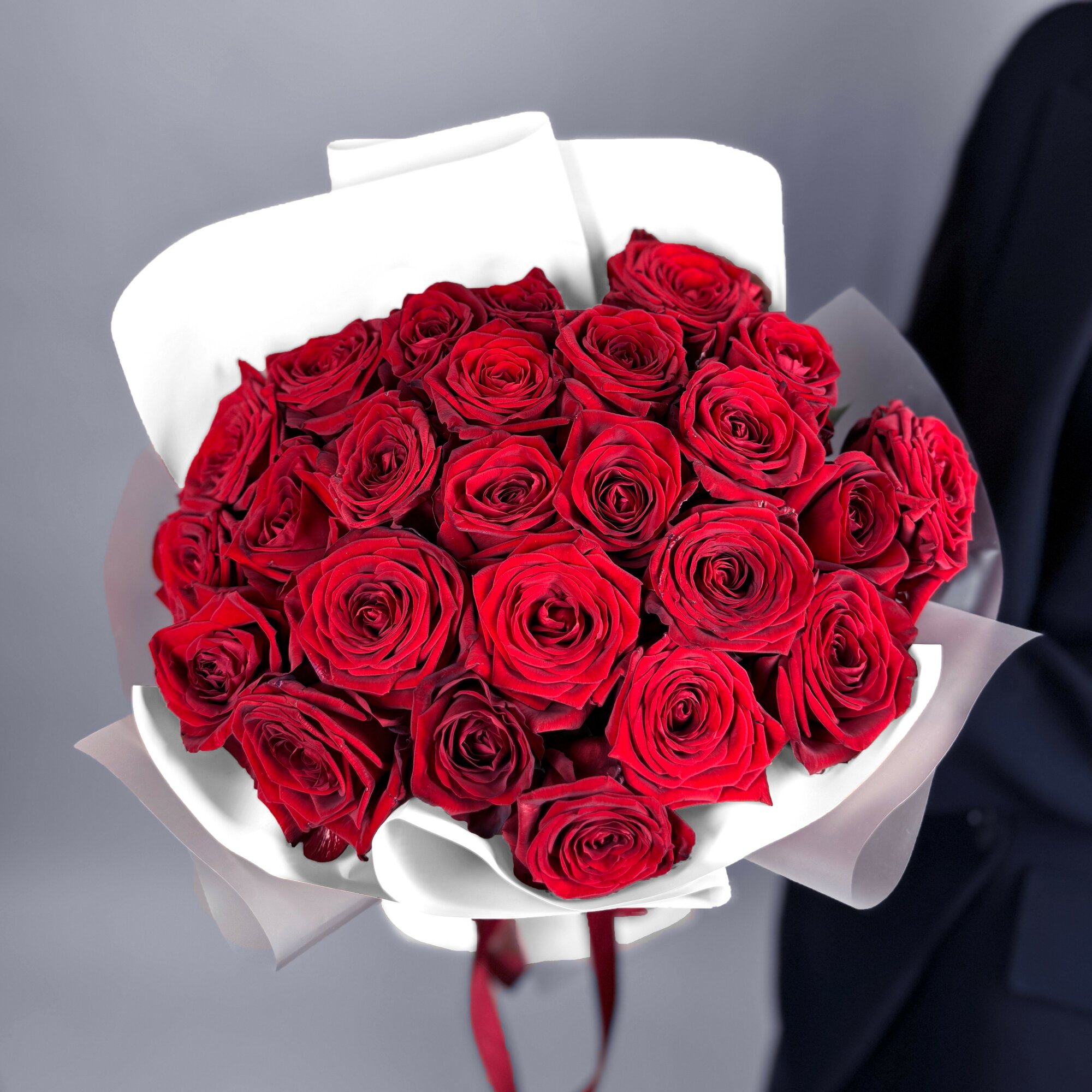 Букет живых цветов красные розы 25 шт. 40 см. "Ред наоми" флау стор
