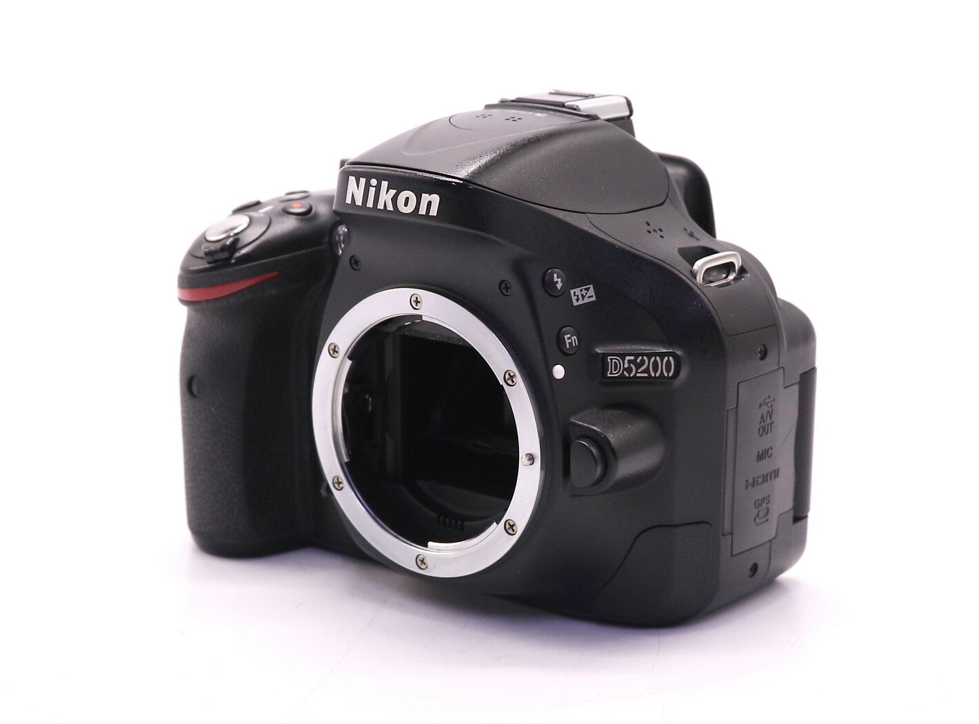 Фотокамера Nikon D5200 body (пробег 20000 кадров)