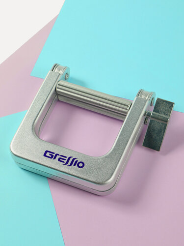 Изображение товара Пресс парикмахерский для выдавливания краски, выжиматель для тюбиков краски профессиональный механический