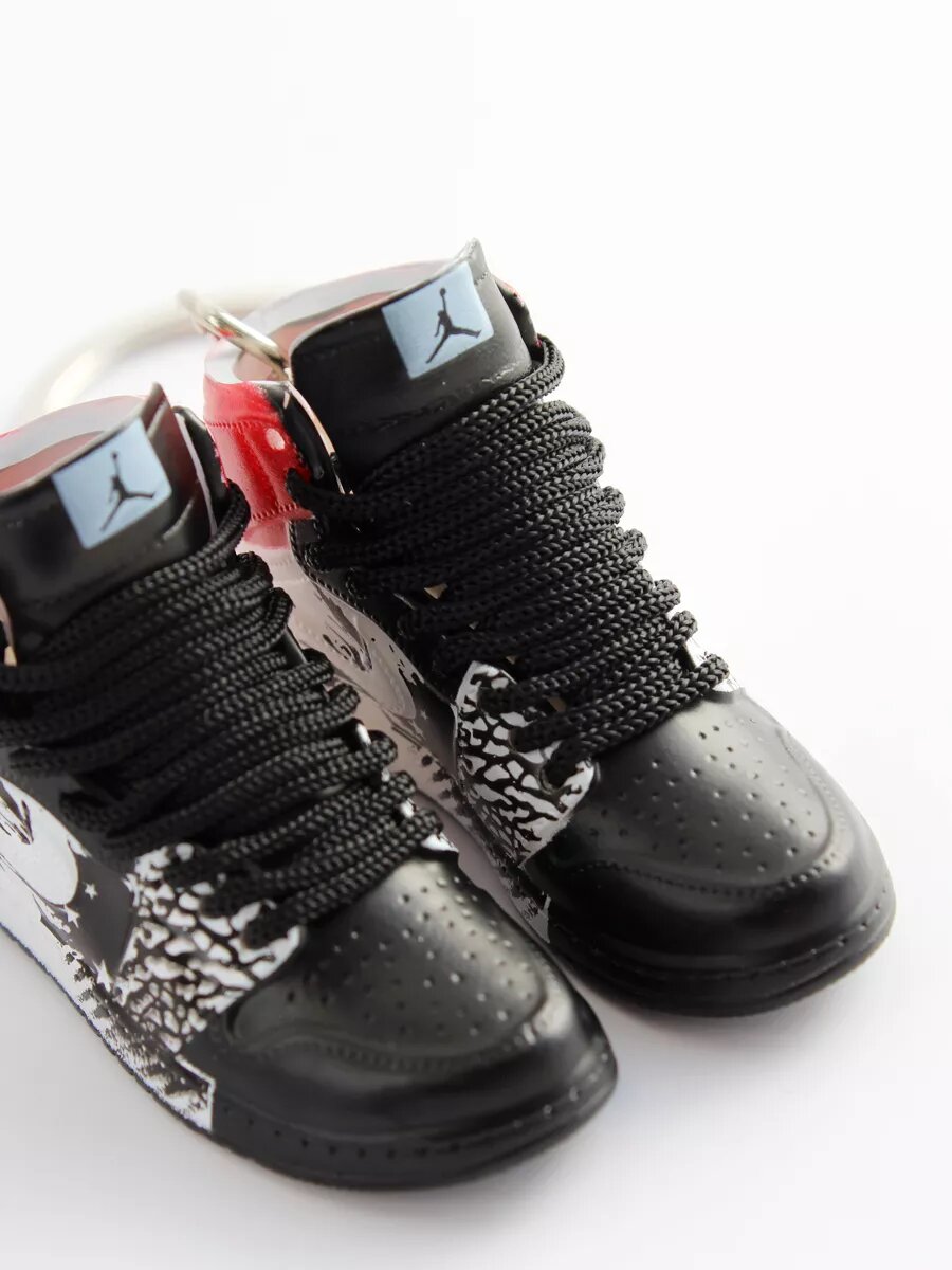 Брелок, 2 шт., красный, черный, белый — фото 1