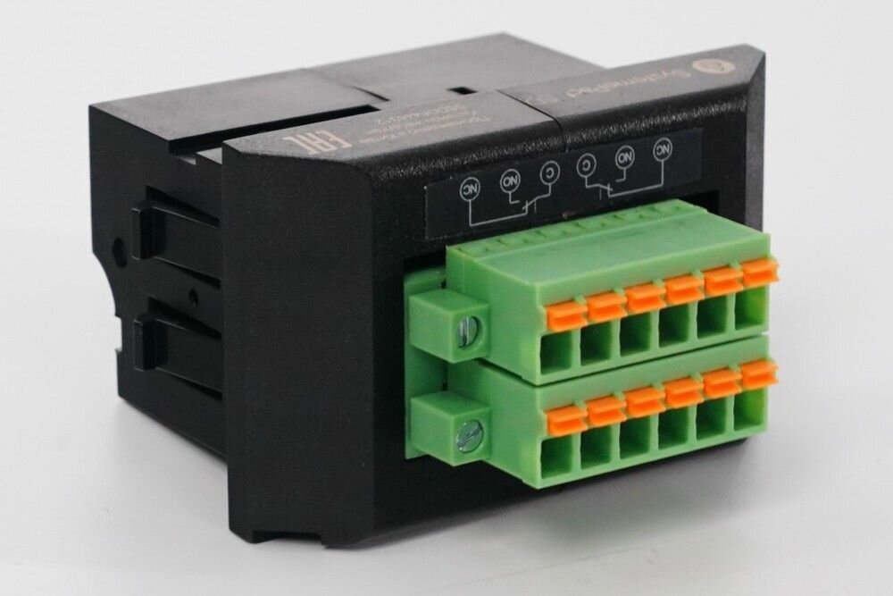 Контакт вспомогательный Systeme Electric 4 нормально открытых и 4 нормально закрытых, дополнительный