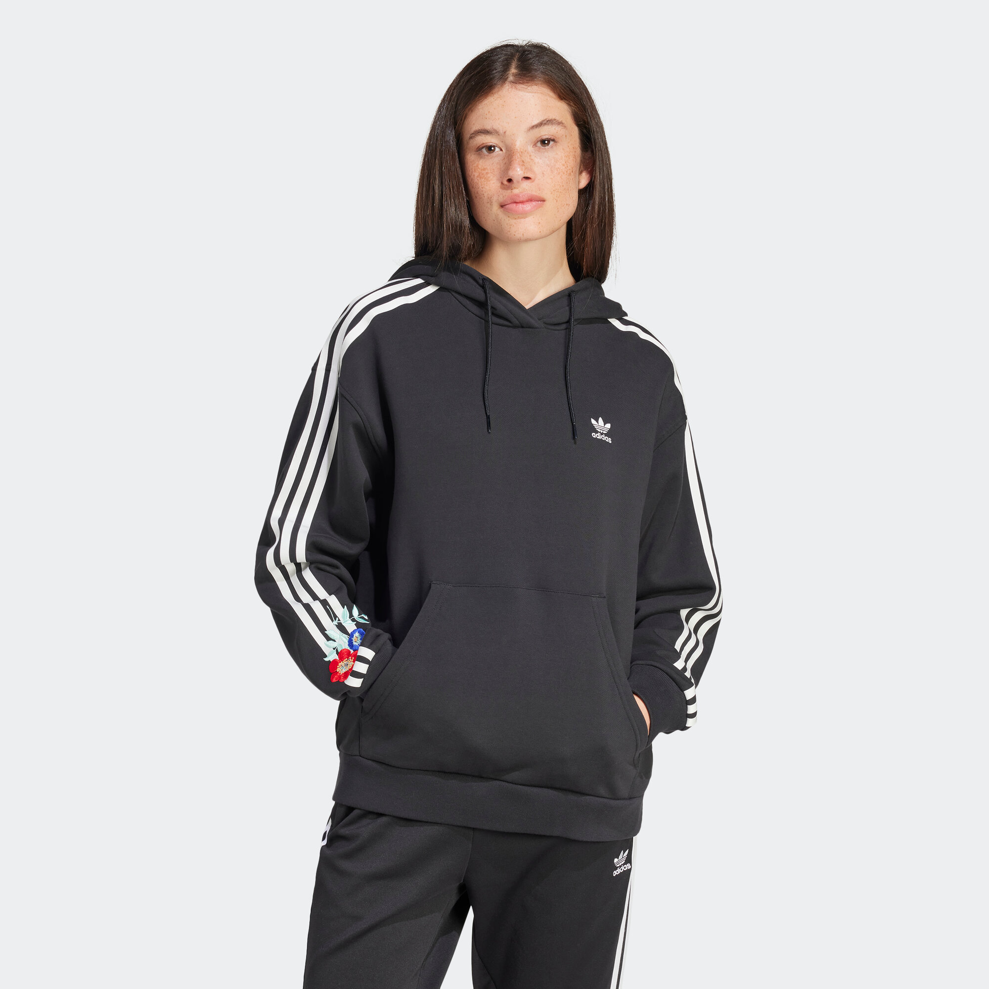 Худи adidas