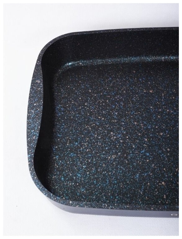 Противень KUKMARA 365*260*55мм АП Granit Ultra blue - фотография № 7
