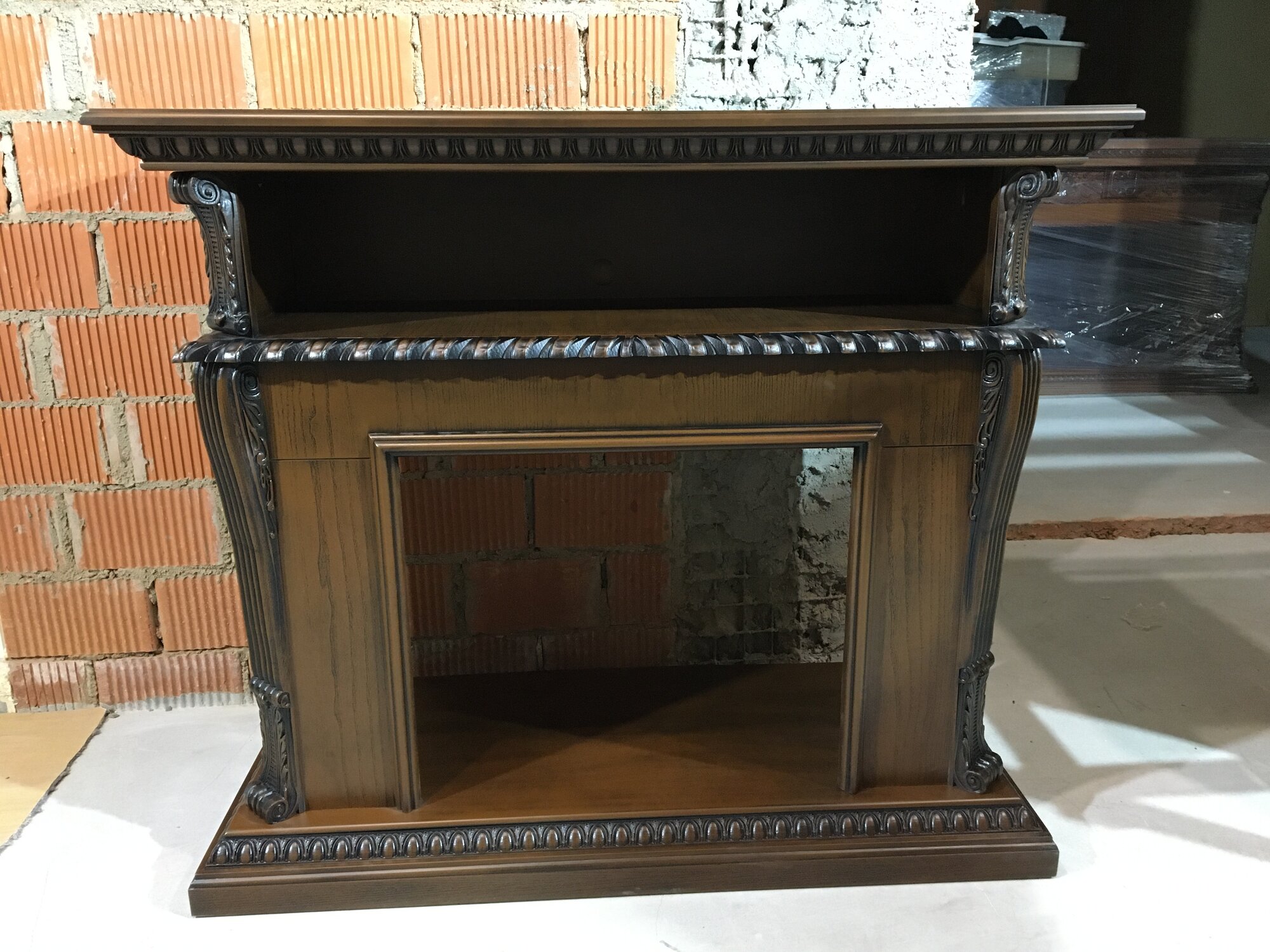 фото Портал прямой \ угловой для камина Corinch Коринч натуральный шпон